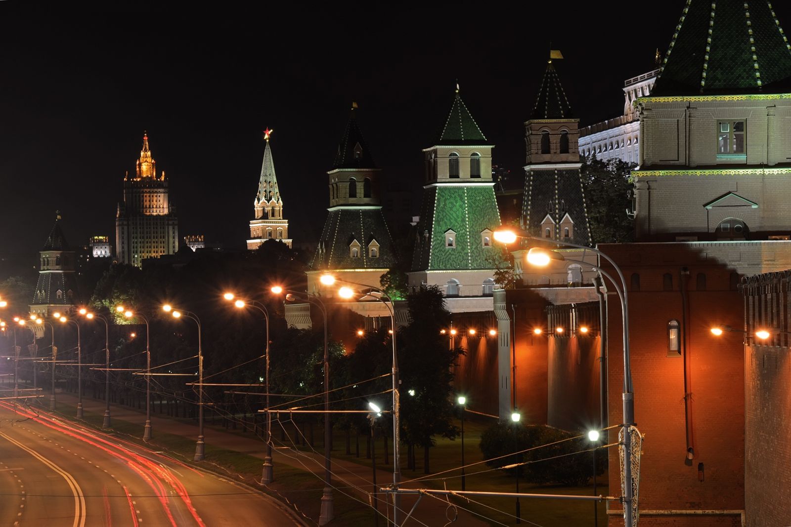 Реферат: Башни Московского Кремля